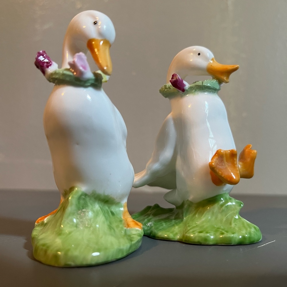 2 OMNIBUS Statue vintage
